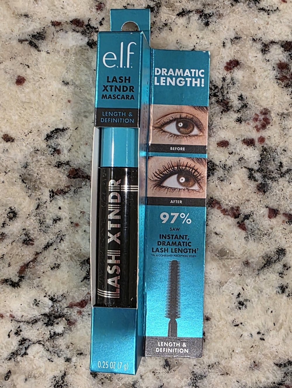 e.l.f. Lash Xtndr Mascara in Pitch Black - NEW/UNUSED